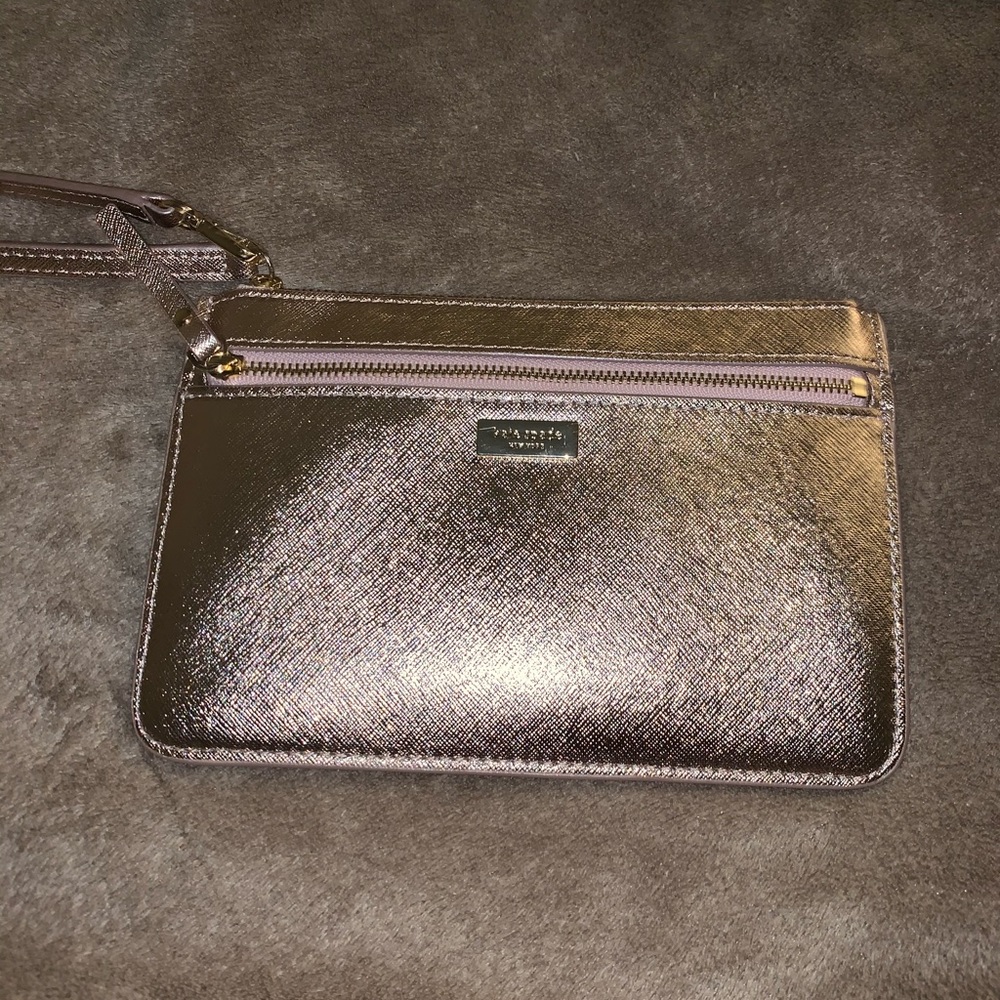 Excellent Condition Rose Gold Kate Spade Wristlet